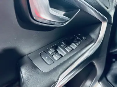 Volvo V40 2013 - 9990 EUR, 258002 km - AUTO.MOTO.pt - 258002km - foto 27 de 31