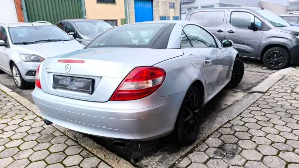 Mercedes-Benz SLK 200 2006 - 13900 EUR, 173000 km - AUTO.MOTO.pt - 173000km - foto 3 de 18