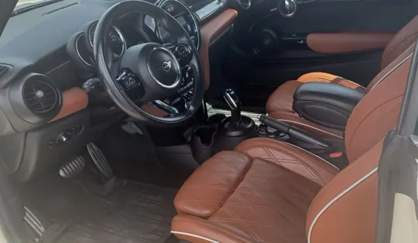 MINI 2019 - 16980 EUR, 190626 km - AUTO.MOTO.pt - 190626km - foto 7 de 11