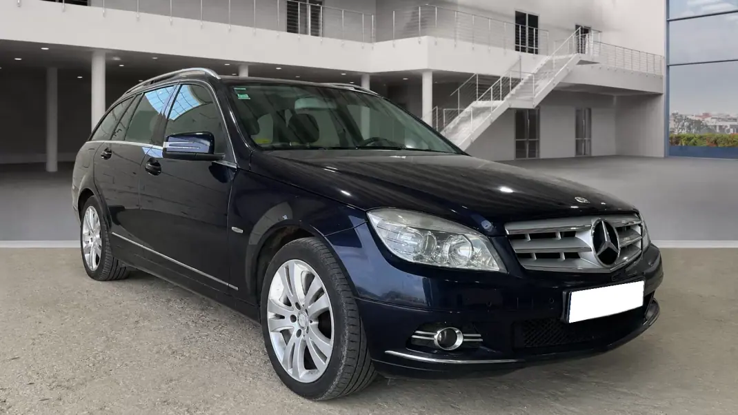 Mercedes-Benz C 200 2009 - 5990 EUR, 390000 km - 390000km - foto 2 de 8