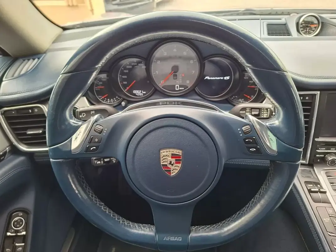 Porsche Panamera 2011 - 47900 EUR, 133621 km - 133621km - foto 36 de 36