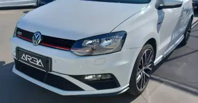 Volkswagen Polo 2017 - 19800 EUR, 70383 km - AUTO.MOTO.pt - 70383km - foto 4 de 22