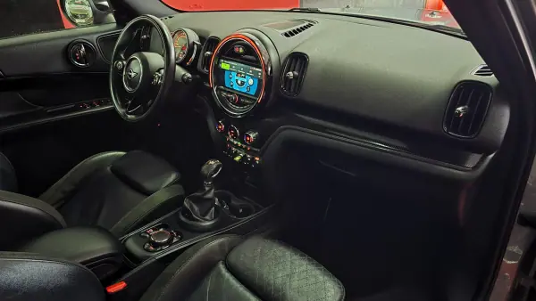 MINI Countryman 2018 - 21550 EUR, 127363 km - AUTO.MOTO.pt - 127363km - foto 58 de 71