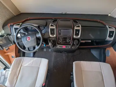 Fiat Ducato 2016 - 76000 EUR, 84000 km - AUTO.MOTO.pt - 84000km - foto 7 de 23