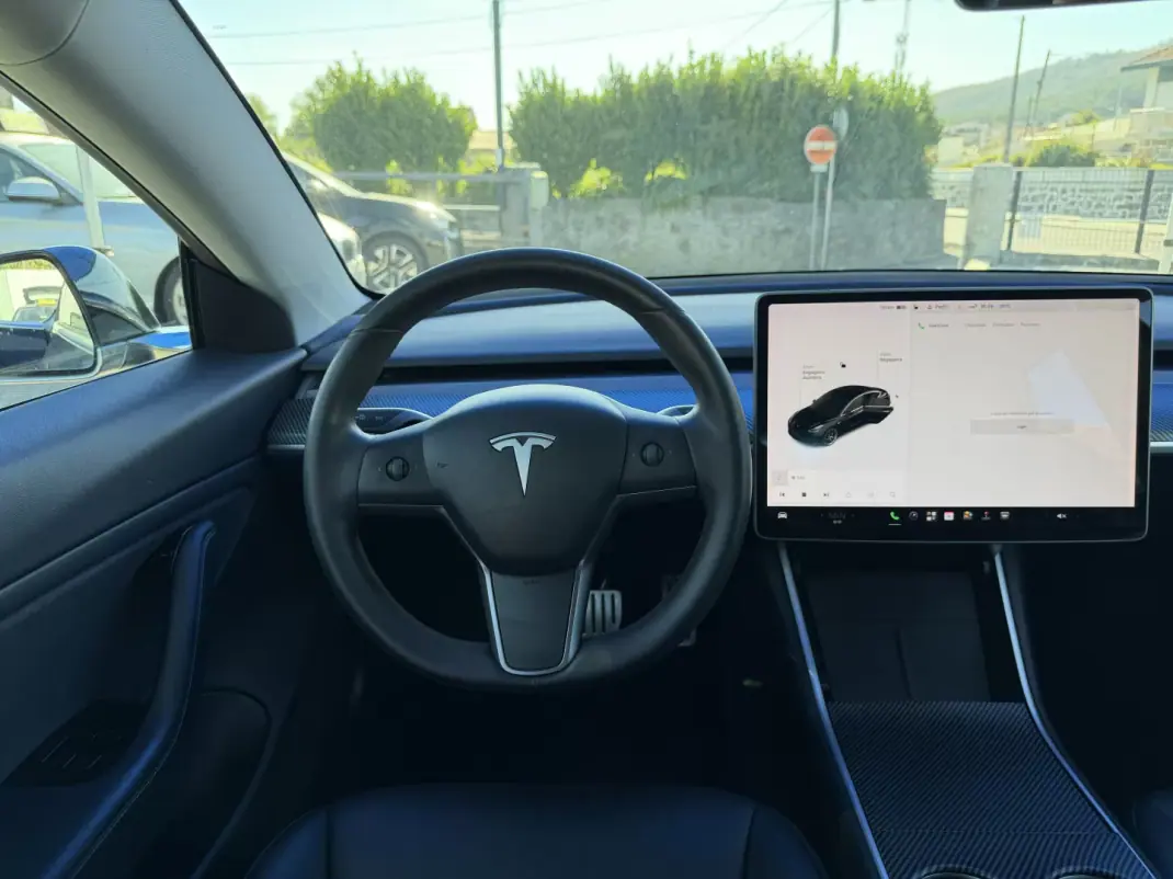 Tesla Model 3 2020 - 29500 EUR, 89581 km - 89581km - foto 43 de 48