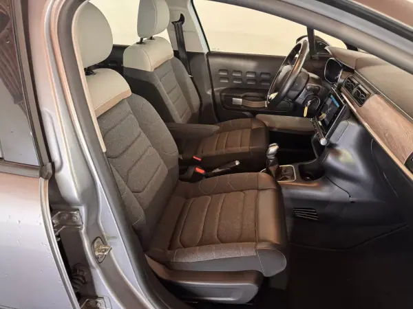 Citroën C3 2021 - 14750 EUR, 70231 km - AUTO.MOTO.pt - 70231km - foto 25 de 25