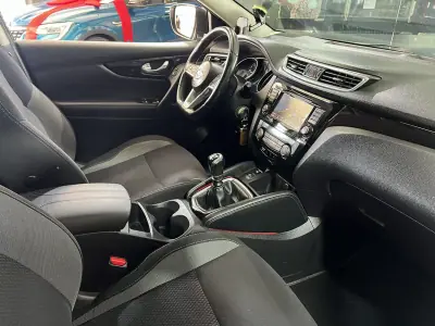Nissan Qashqai 2019 - 19900 EUR, 113385 km - AUTO.MOTO.pt - 113385km - foto 18 de 22