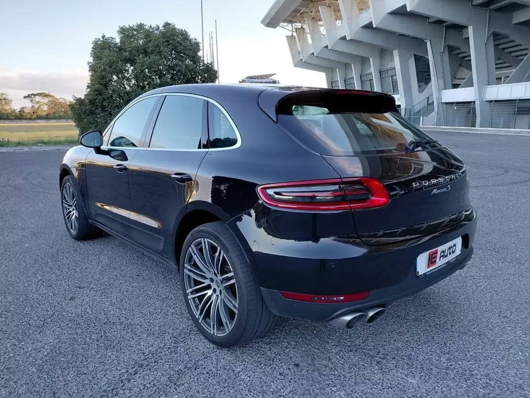 Porsche Macan 2014 - 39500 EUR, 168209 km - AUTO.MOTO.pt - 168209km - foto 6 de 37