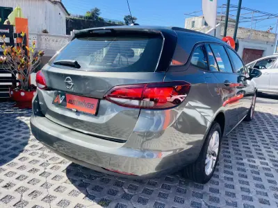 Opel Astra Caravan 2019 - 12950 EUR, 67783 km - AUTO.MOTO.pt - 67783km - foto 7 de 12