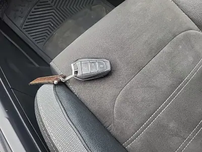 DS DS4 Crossback 2018 - 14700 EUR, 85794 km - AUTO.MOTO.pt - 85794km - foto 20 de 25