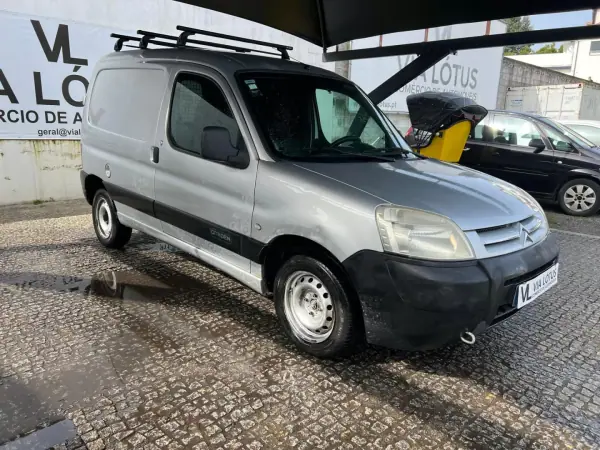 Citroën Berlingo 2003 - 2500 EUR, 375000 km - AUTO.MOTO.pt - 375000km - foto 3 de 13