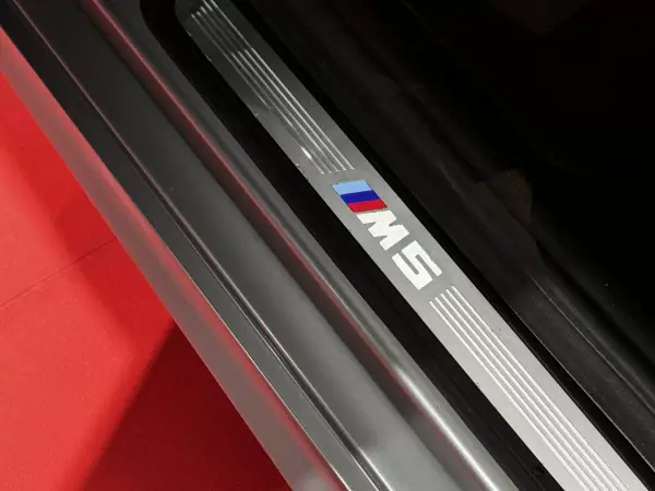 BMW M5 2019 - 98990 EUR, 87942 km - AUTO.MOTO.pt - 87942km - foto 27 de 41