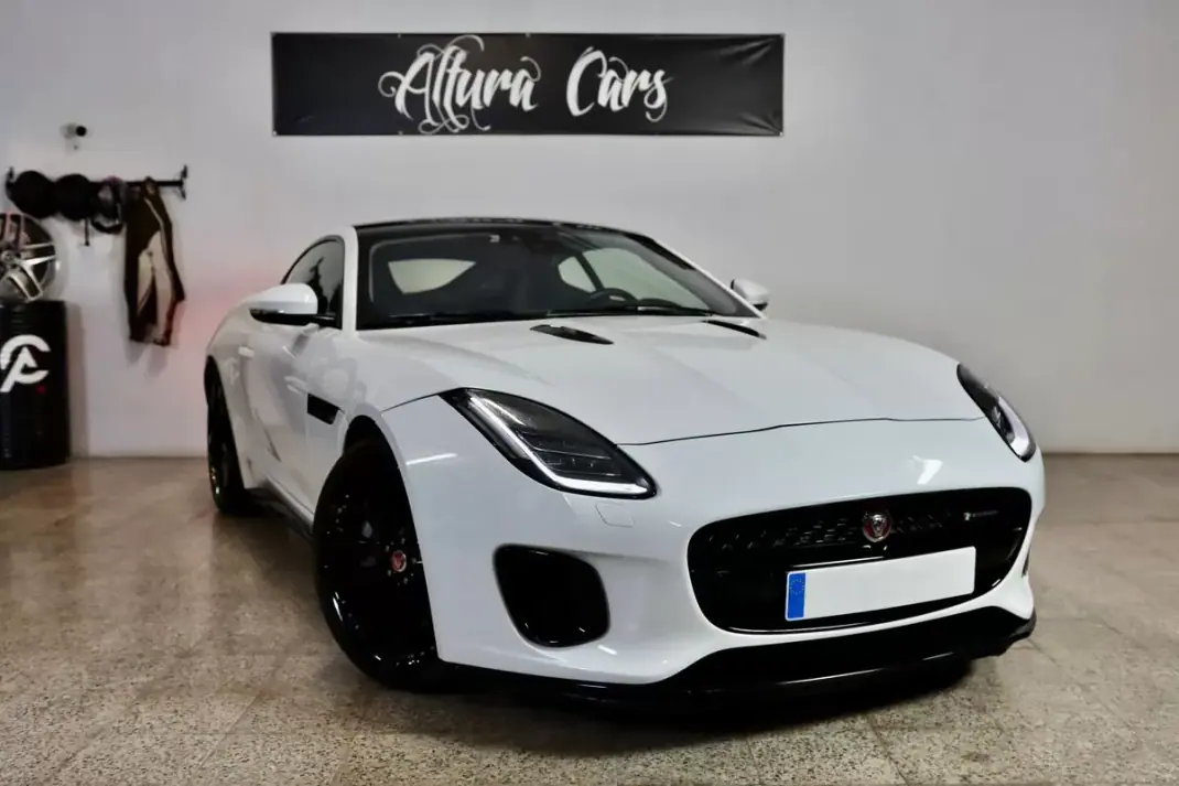 Jaguar F-Type 2019 - 48900 EUR, 47575 km - AUTO.MOTO.pt - 47575km - foto 1 de 29