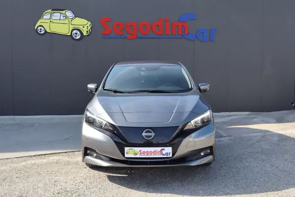 Nissan Leaf 2024 - 19500 EUR, 12816 km - AUTO.MOTO.pt - 12816km - foto 2 de 30