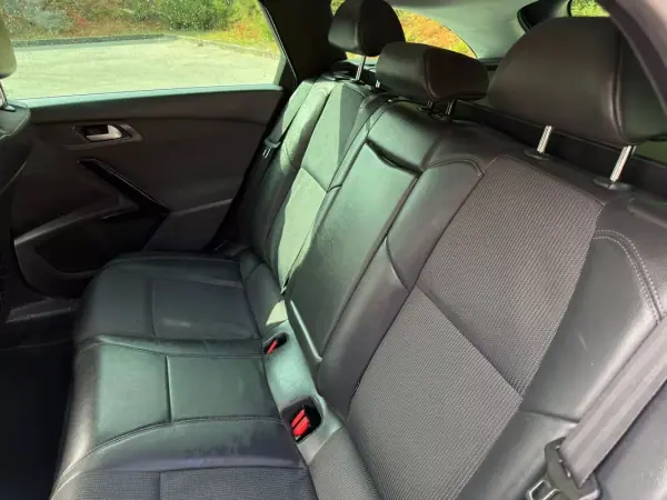 Peugeot 508 SW 2012 - 7900 EUR, 215500 km - AUTO.MOTO.pt - 215500km - foto 2 de 23