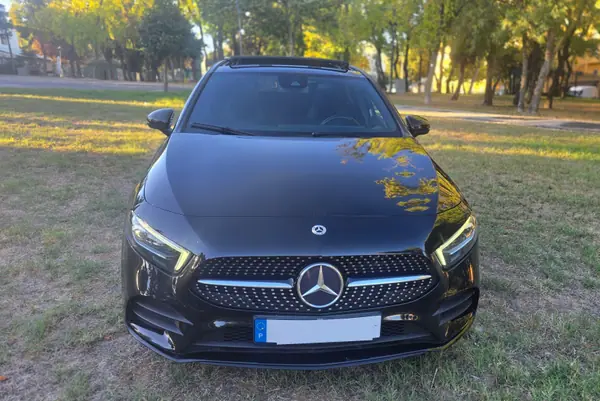 Mercedes-Benz A 250 Limousine 2022 — foto 2 de 2