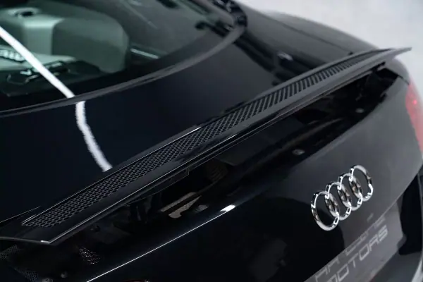 Audi R8 Coupé 2007 - 72950 EUR, 65000 km - AUTO.MOTO.pt - 65000km - foto 12 de 35