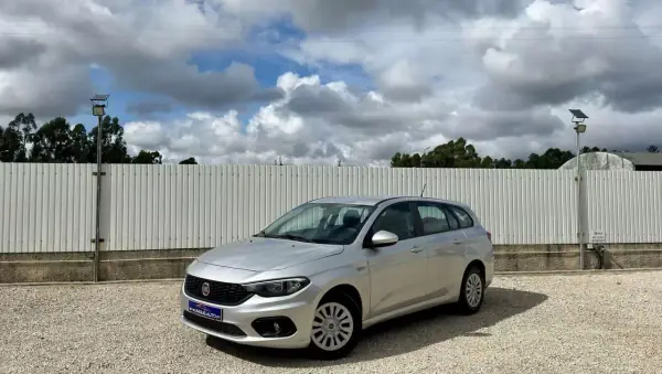 Fiat Tipo Station Wagon 2019 — photo 2 of 39