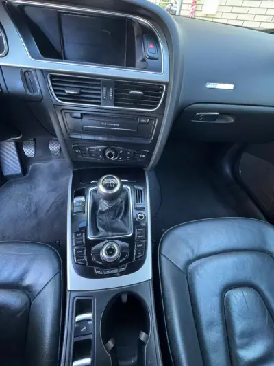 Audi A5 Cabrio 2010 - 16000 EUR, 222843 km - 222843km - foto 6 de 10