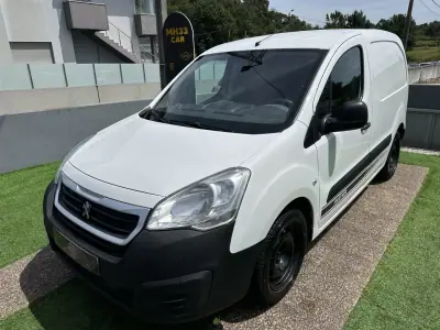 Peugeot PARTNER 1.6 HDI L2 2015 - 6500 EUR, 120000 km - AUTO.MOTO.pt - 120000km - foto 6 de 52