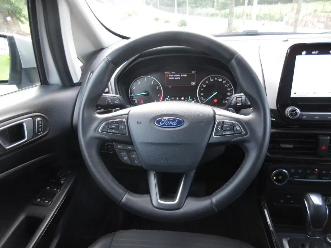 Ford EcoSport 2019 - 154900 EUR, 88000 km - 88000km - foto 45 de 54