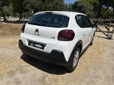 Citroën C3 2018 - 8250 EUR, 130000 km - AUTO.MOTO.pt - 130000km - foto 5 de 11