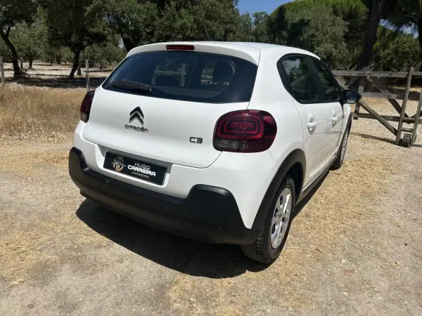 Citroën C3 2018 - 8250 EUR, 130000 km - AUTO.MOTO.pt - 130000km - foto 5 de 11