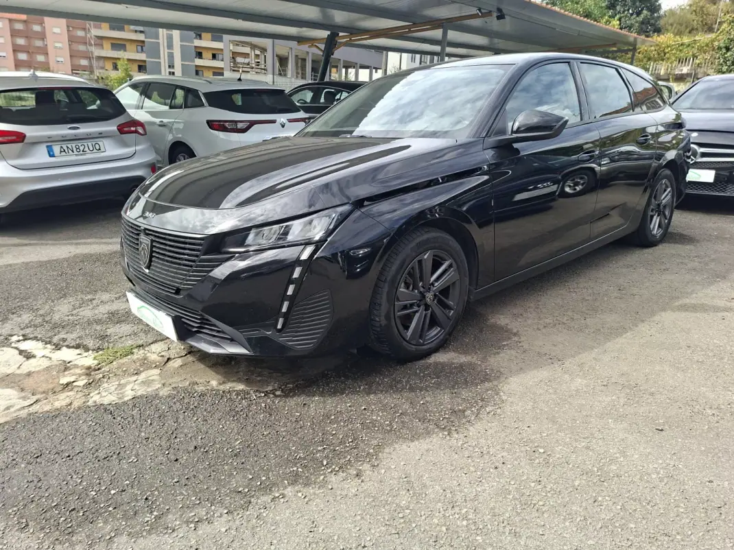 Peugeot 308 SW 2022 - 17250 EUR, 104333 km - foto 1 de 14