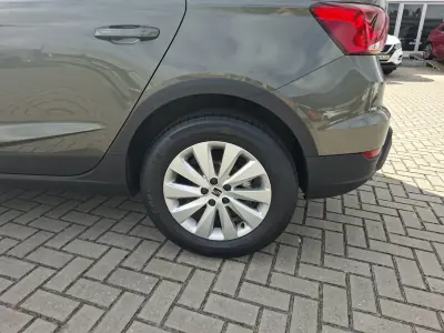 SEAT Arona 2023 - 17750 EUR, 25100 km - AUTO.MOTO.pt - 25100km - foto 9 de 30