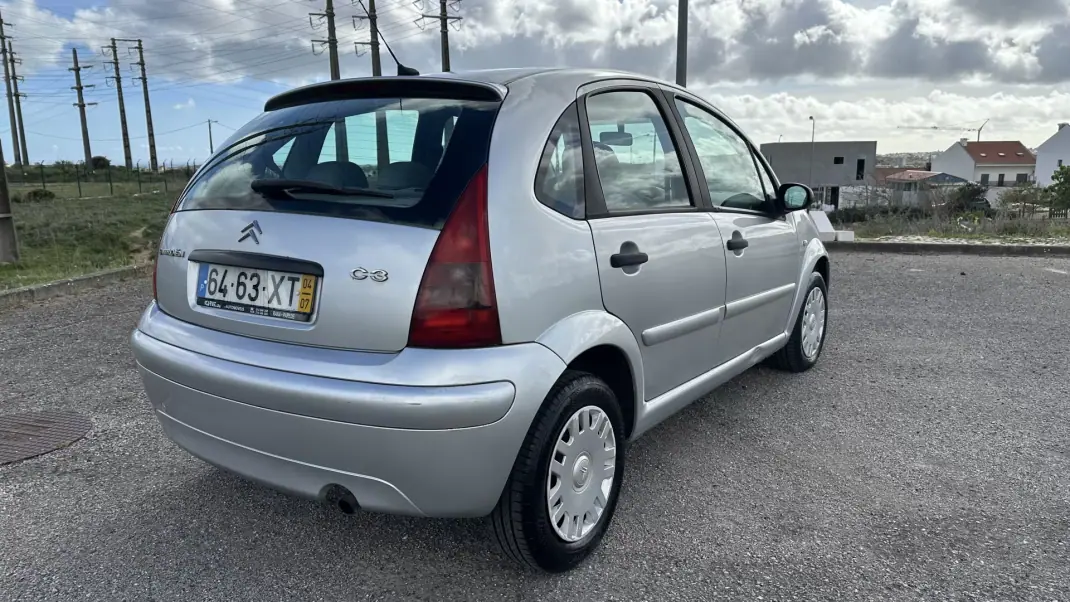 Citroën C3 2004 - 2500 EUR, 315000 km - AUTO.MOTO.pt - 315000km - foto 7 de 14
