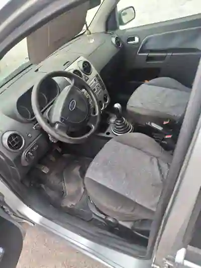 Ford Fusion 2005 - 1700 EUR, 310000 km - 310000km - foto 6 de 7
