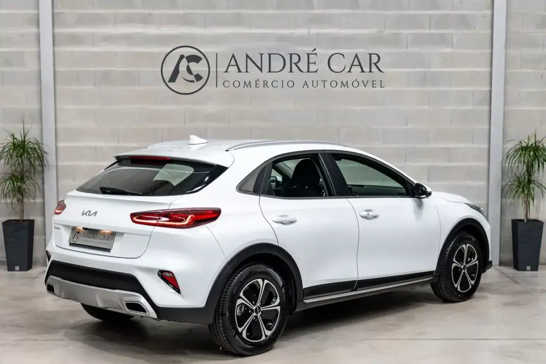 Kia XCeed 2022 - 22450 EUR, 15890 km - AUTO.MOTO.pt - 15890km - foto 6 de 51