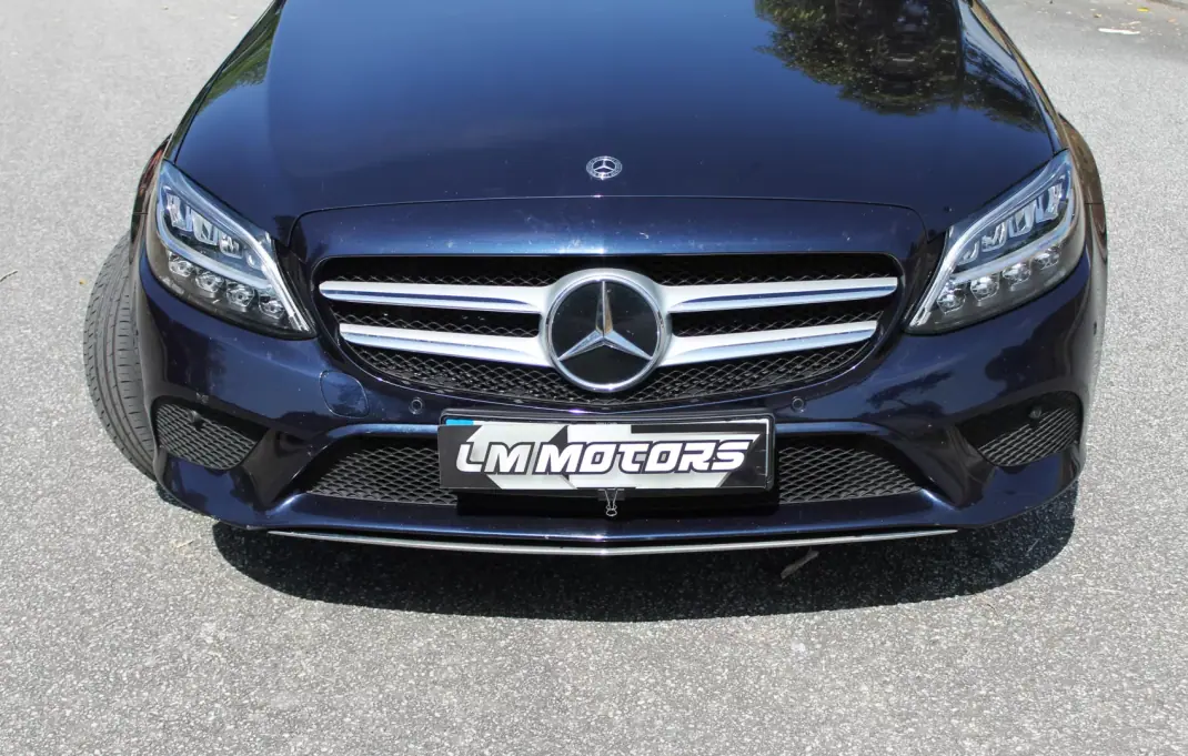 Mercedes-Benz C 300 2020 - 28990 EUR, 128000 km - AUTO.MOTO.pt - 128000km - foto 12 de 36