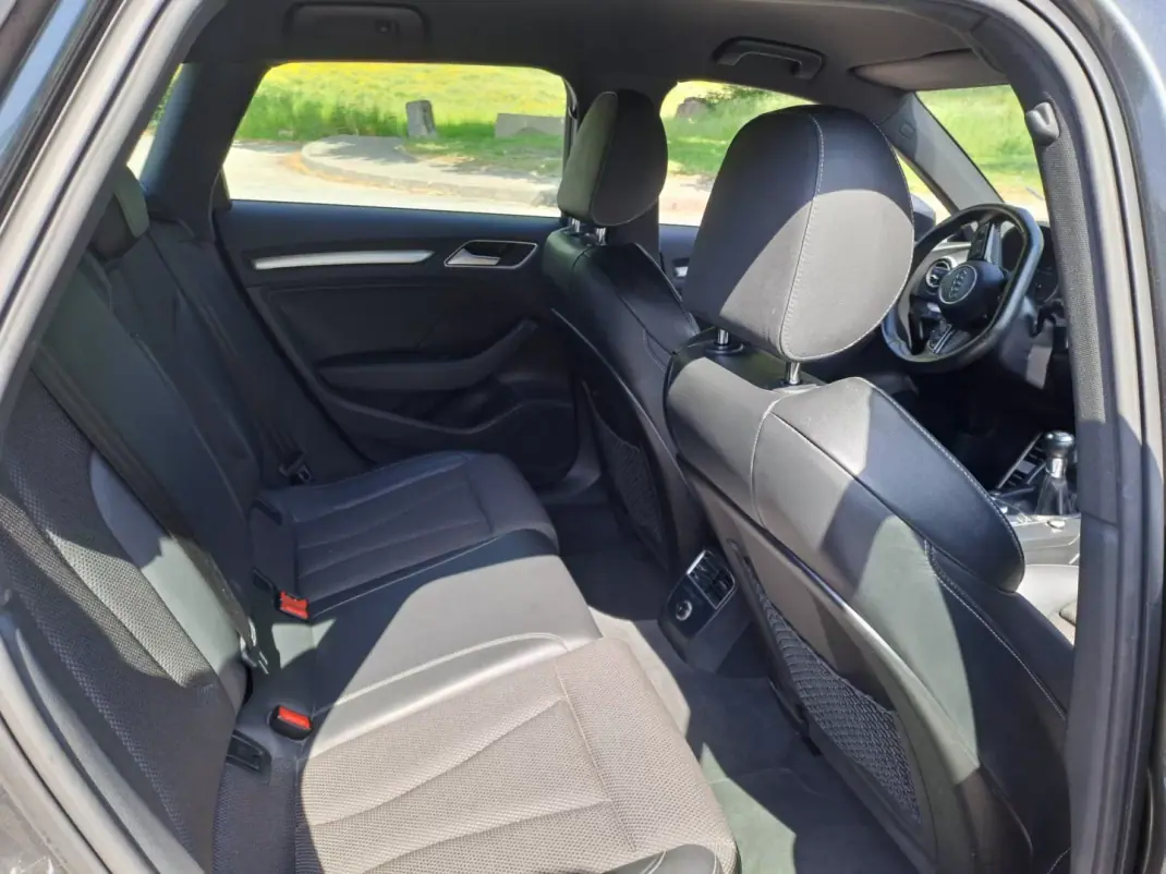 Audi A3 Sportback 2016 - 17990 EUR, 169000 km - AUTO.MOTO.pt - 169000km - foto 15 de 16