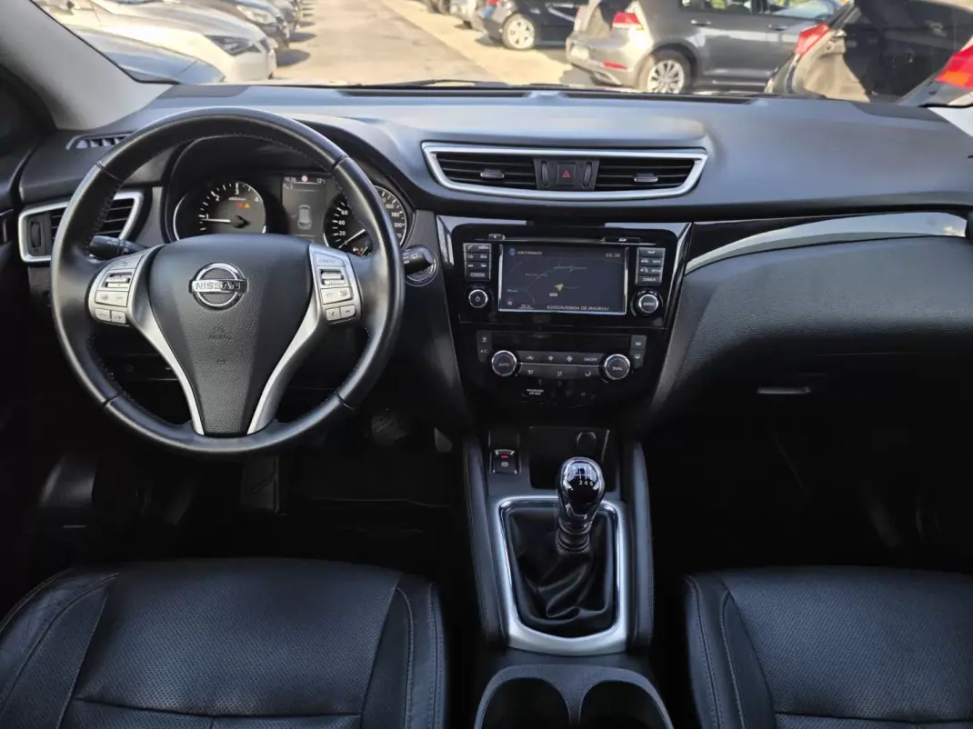 Nissan Qashqai 2015 - 13990 EUR, 146000 km - AUTO.MOTO.pt - 146000km - foto 14 de 40