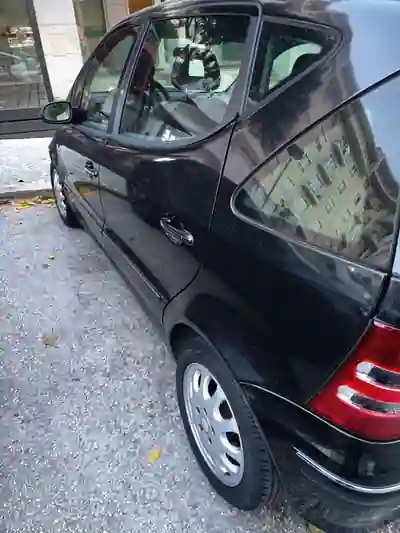 Mercedes-Benz A 170 2003 - 3600 EUR, 324000 km - AUTO.MOTO.pt - 324000km - foto 4 de 11