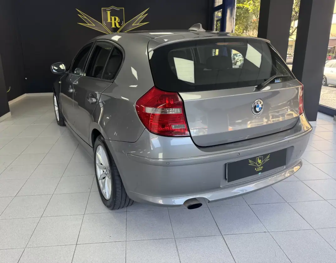 BMW 118 2010 - 9500 EUR, 241971 km - AUTO.MOTO.pt - 241971km - foto 9 de 28