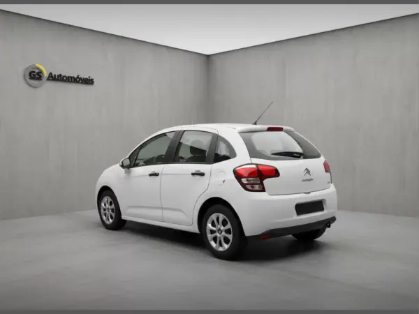 Citroën C3 2015 - 7750 EUR, 87000 km - AUTO.MOTO.pt - 87000km - foto 2 de 8