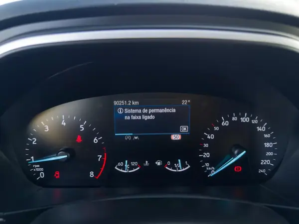 Ford Focus 2018 - 12990 EUR, 90000 km - AUTO.MOTO.pt - 90000km - foto 31 de 36