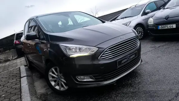 Ford C-Max 2015 - 10700 EUR, 168000 km - AUTO.MOTO.pt - 168000km - foto 3 de 16