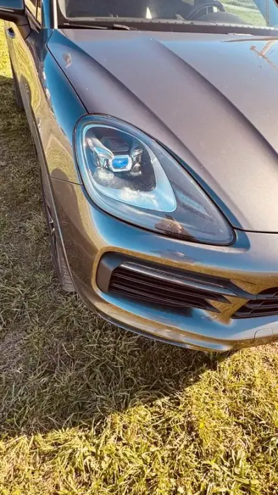 Porsche Cayenne Coupé 2019 - 57500 EUR, 247000 km - AUTO.MOTO.pt - 247000km - foto 8 de 25