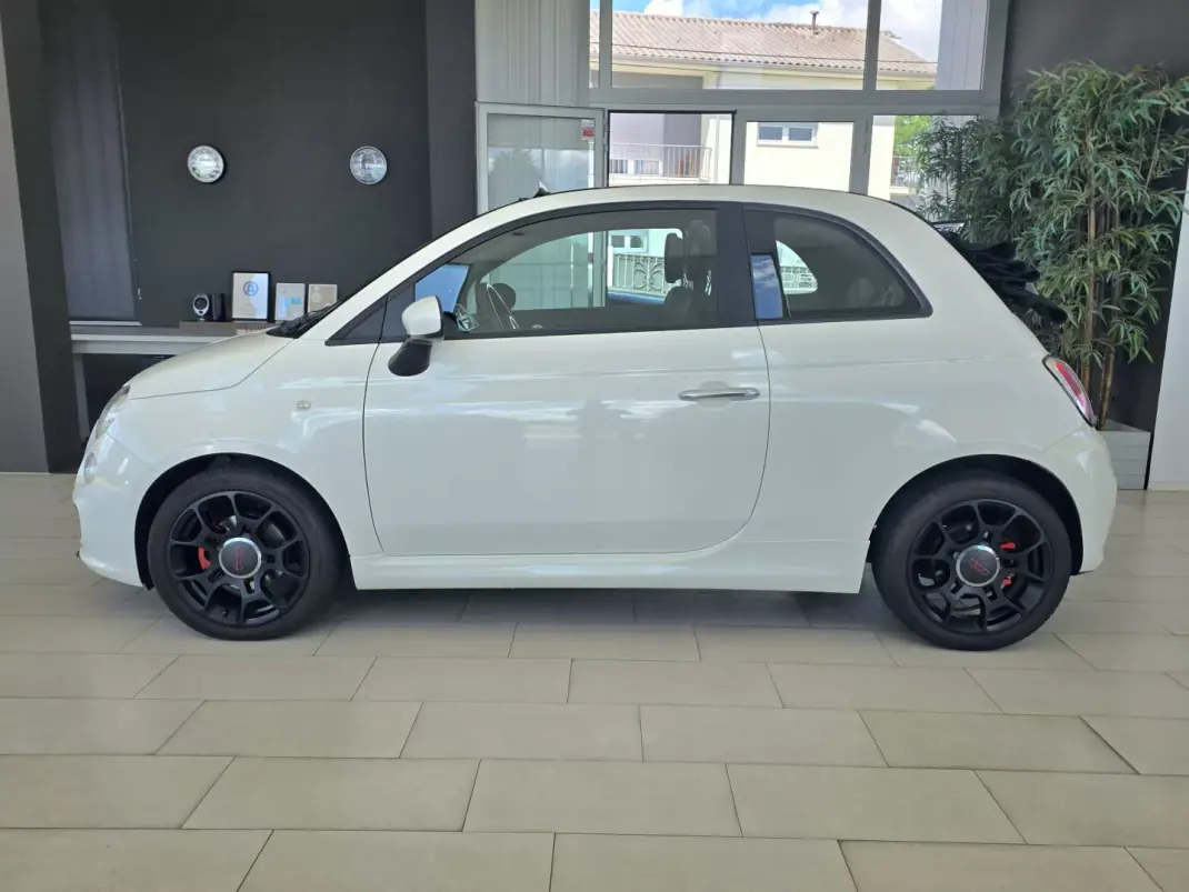 Fiat 500C 2014 - 9990 EUR, 69691 km - AUTO.MOTO.pt - 69691km - foto 5 de 38