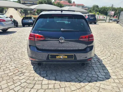 Volkswagen Polo 2014 - 19990 EUR, 85000 km - AUTO.MOTO.pt - 85000km - foto 4 de 24