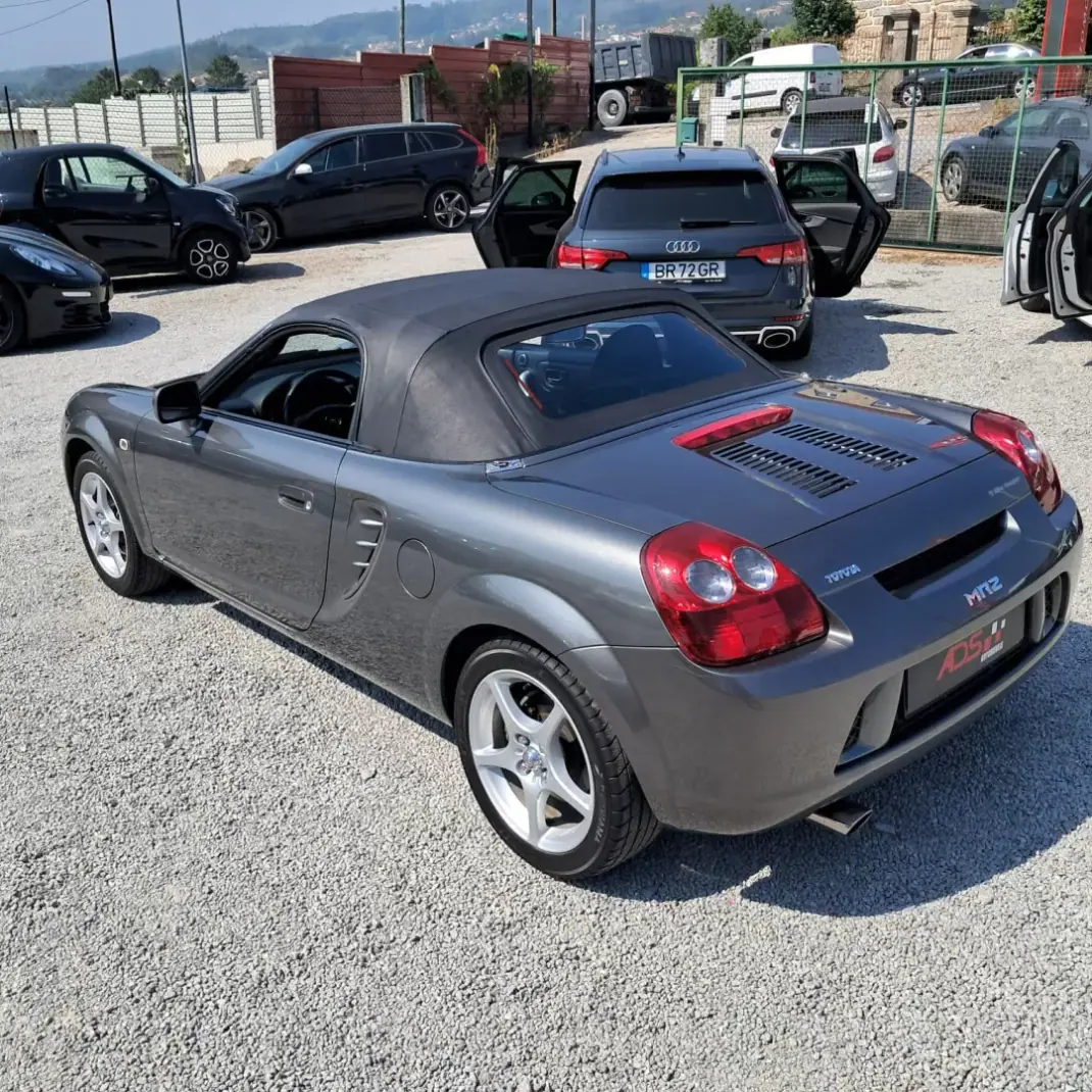 Toyota MR2 2005 - 20990 EUR, 23000 km - 23000km - foto 12 de 20