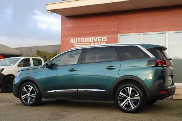 Peugeot 5008 2018 - 21990 EUR, 116000 km - AUTO.MOTO.pt - 116000km - foto 8 de 40