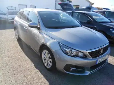 Peugeot 308 SW 2020 - 14500 EUR, 87664 km - AUTO.MOTO.pt - 87664km - foto 2 de 15