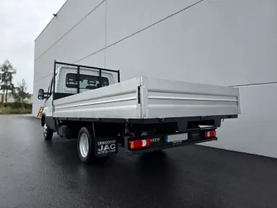 Iveco Daily 35C16 Caixa aberta 2022 - 30750 EUR, 86000 km - AUTO.MOTO.pt - 86000km - foto 8 de 25