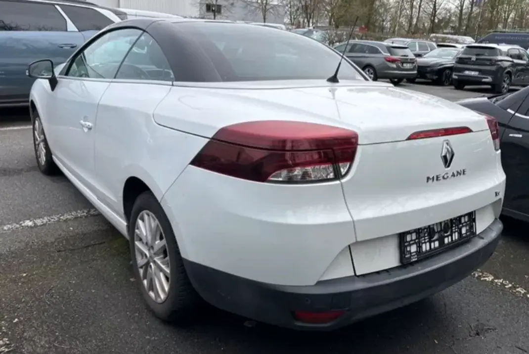 Renault Mégane CC 2015 - 8900 EUR, 141069 km - 141069km - foto 6 de 9