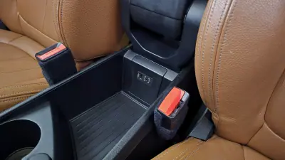 BMW 216 Active Tourer 2017 - 16990 EUR, 118407 km - AUTO.MOTO.pt - 118407km - foto 52 de 72