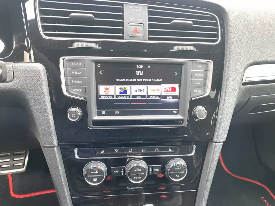 Volkswagen Golf 2017 - 29000 EUR, 55447 km - 55447km - foto 12 de 16